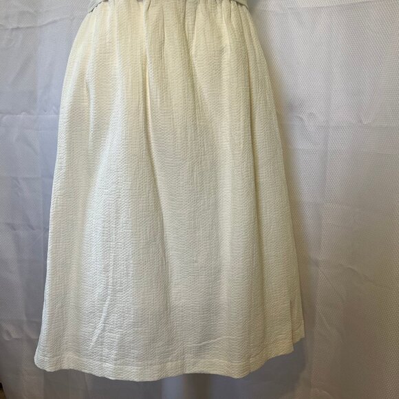 Betsy's Boutique Shop Textured White Cotton Skirt - Picture 4 of 11